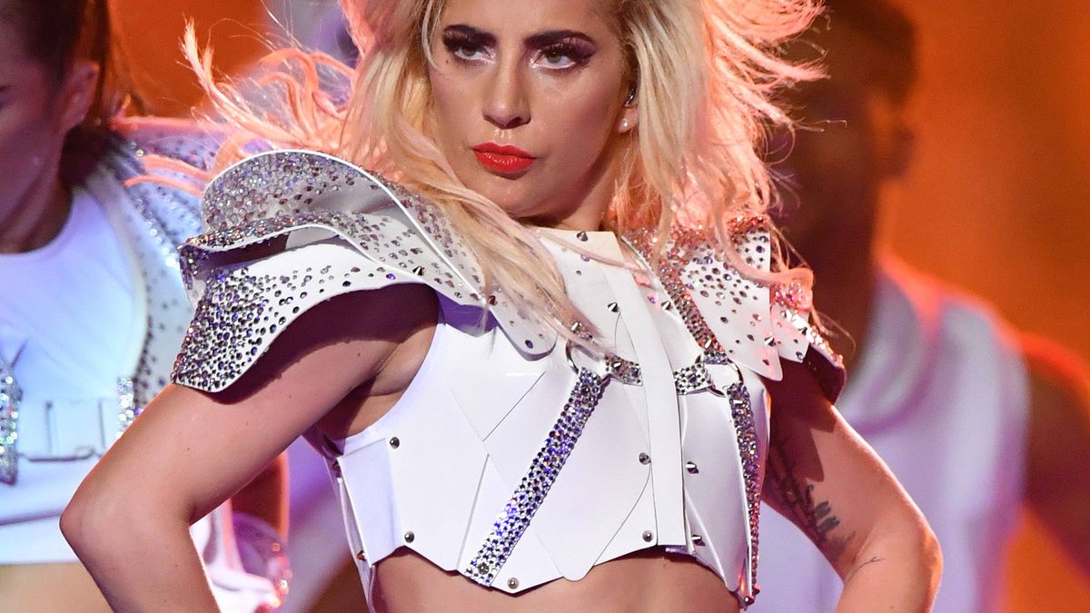 Lady Gaga pone por fin nombre a su enfermedad: fibromialgia, como Campanario