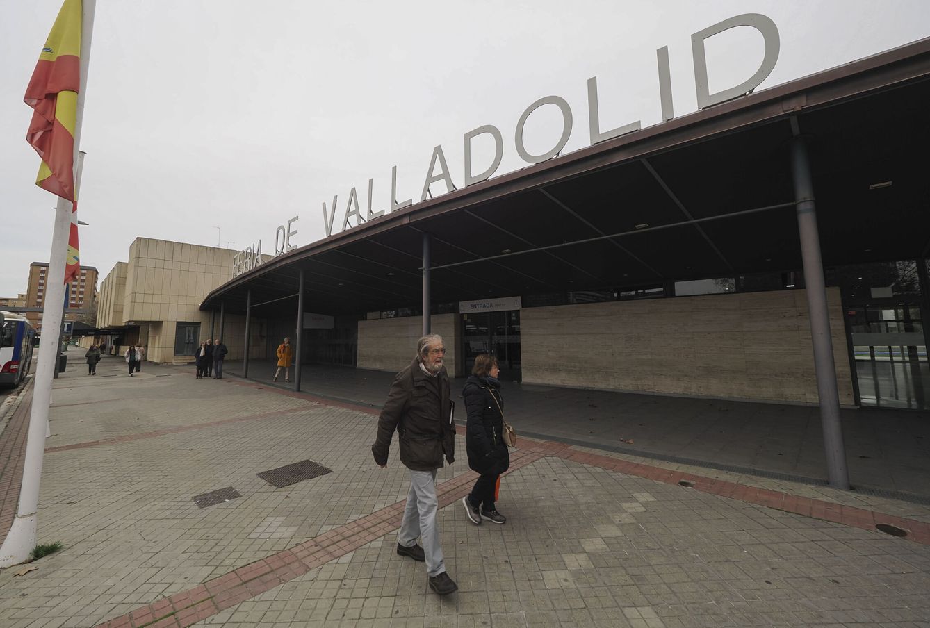Fachada de la Feria de Valladolid, donde mañana se celebrará la gala de los Premios Goya. (EFE/R. García)