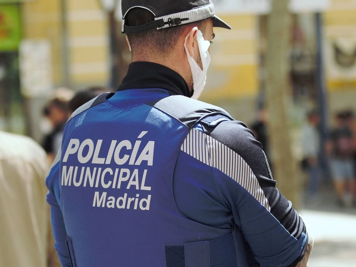 Foto: Foto de archivo de un Policía Municipal de Madrid. (iStock)