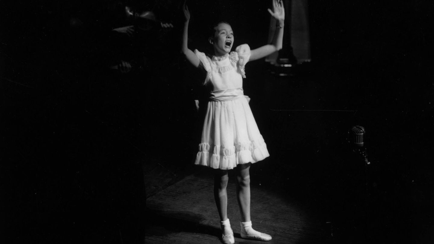 Julie Andrews, cantando de niña. (Getty)
