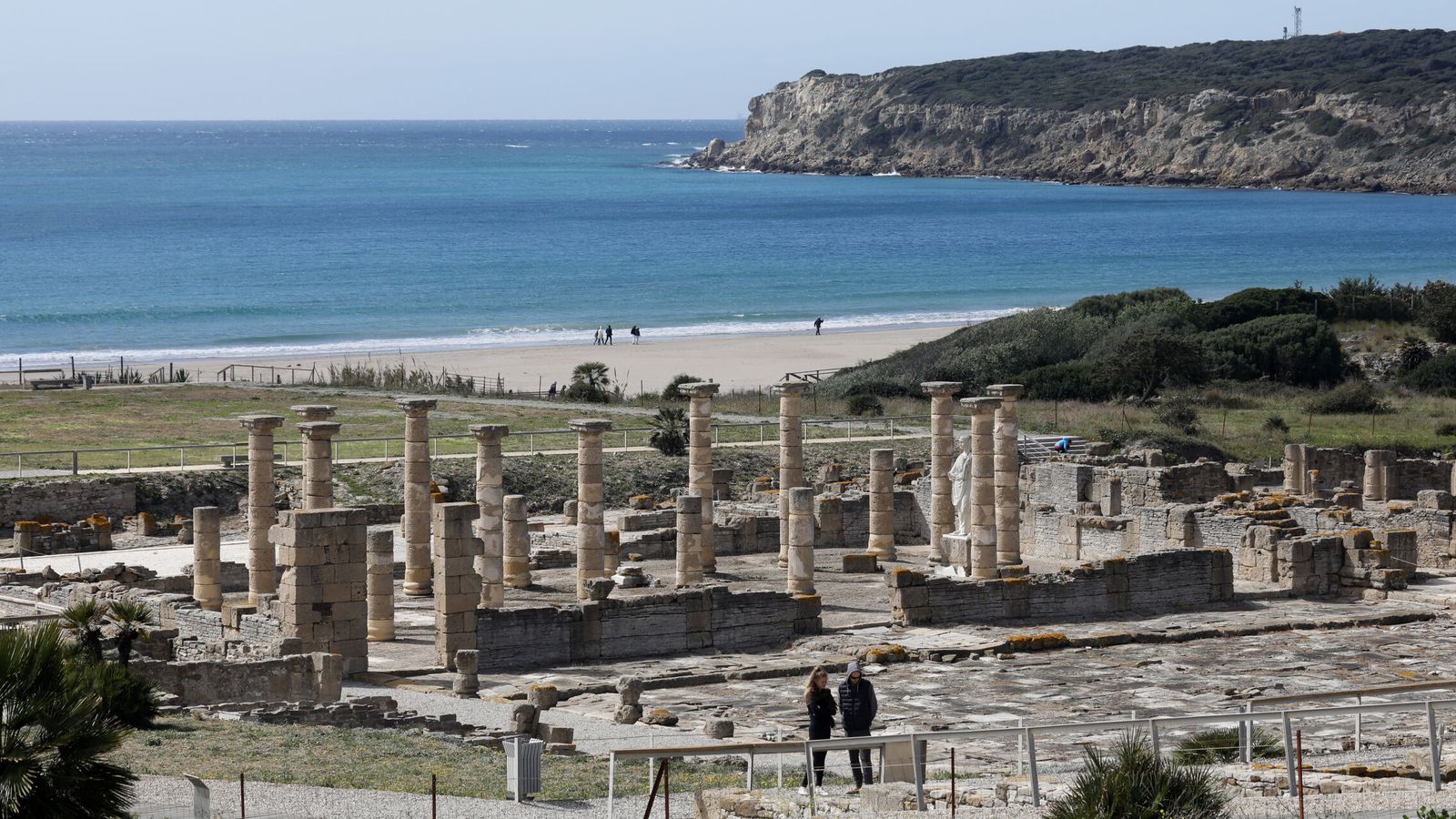 La ciudad romana de Baelo Claudia, en la costa de Tarifa. (EFE/A. Carrasco Ragel)