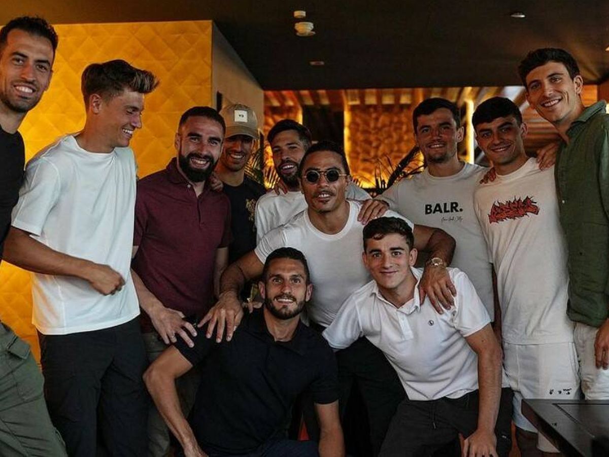 Foto: Los jugadores de la Selección Española en el restaurante del cocinero turco (Instagram)