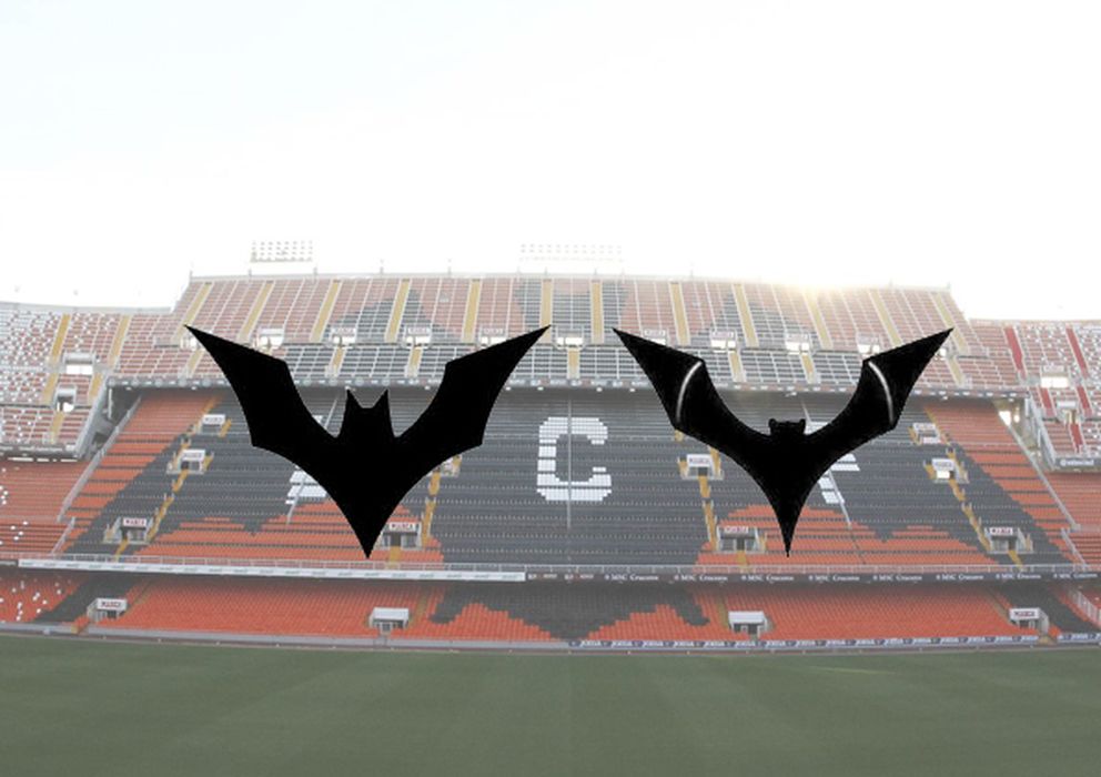 Foto: A la izquierda, el murciélago de Batman, a la derecha, el que quería usar el Valencia (FOTO: Valencia CF).