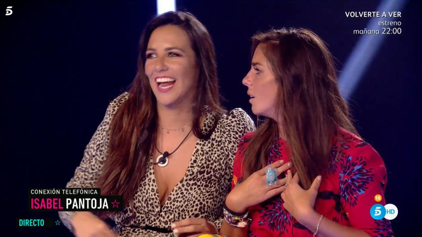Irene Junquera y Anabel Pantoja, en 'GH VIP 7'. (Telecinco)