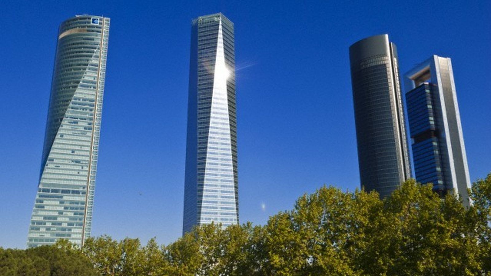 Foto: Las cuatro torres de la antigua Ciudad deportiva del Real Madrid. (Corbis)