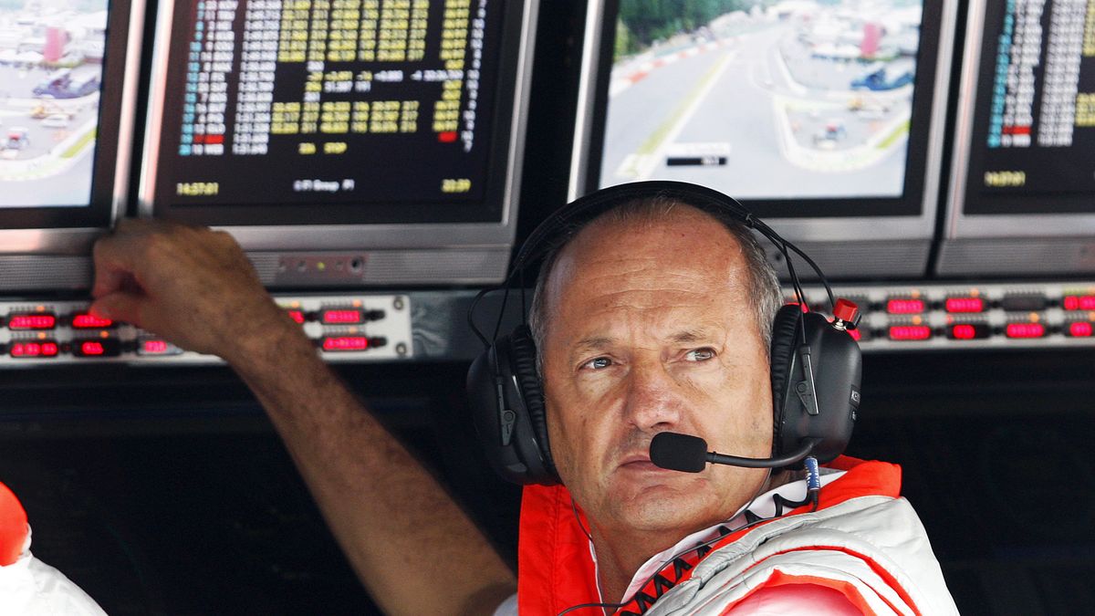 Golpe de estado en McLaren: vuelve Ron Dennis a los mandos