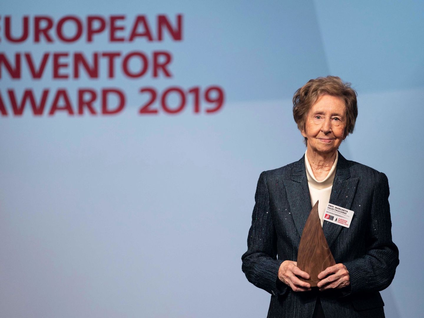 La bioquímica española Margarita Salas (Asturias, 1938) ha sido distinguida este jueves en Viena con el Premio Inventor Europeo 2019 al conjunto de su carrera por la Oficina Europea de Patentes debido a su papel pionero. (Foto: EFE)