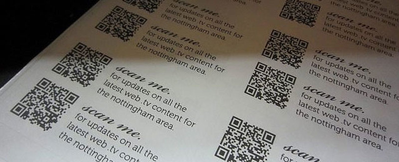 Foto: Ofrecen códigos QR en lápidas para recordar al difunto por el teléfono móvil