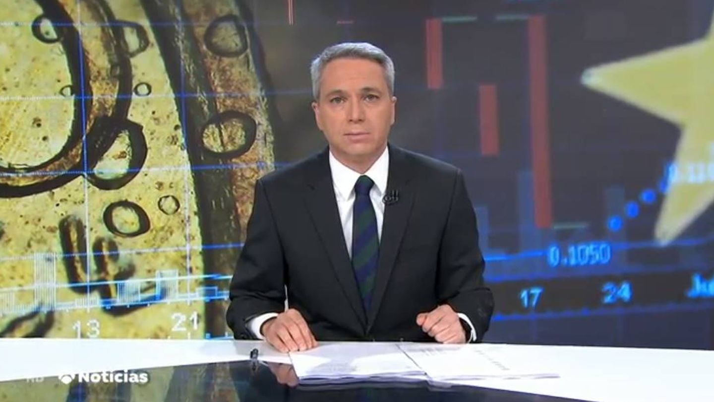 Vicente Vallés, en 'Antena 3 noticias'. (Antena 3)