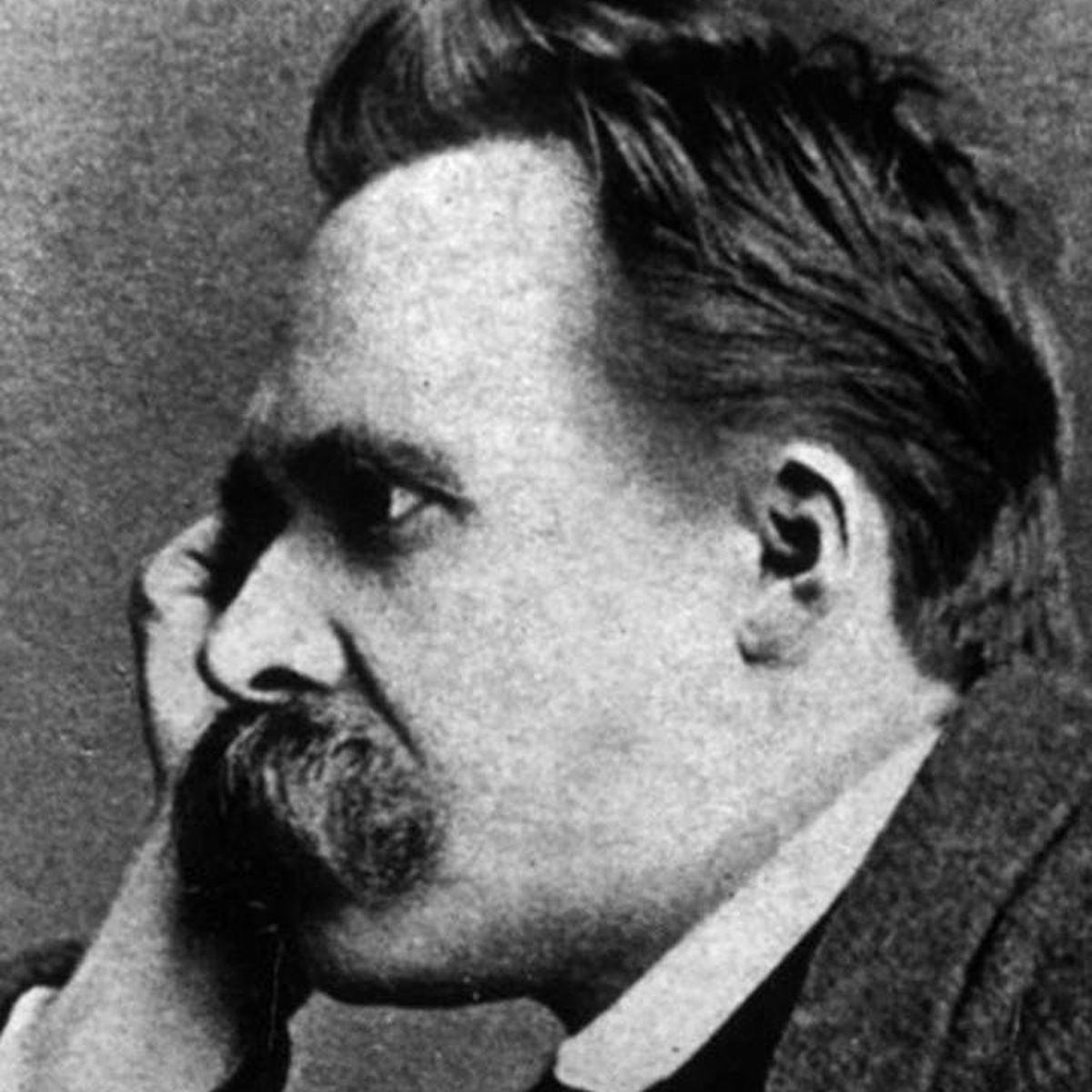 17 frases de Friedrich Nietzsche para recordarle en el día de su 174  aniversario