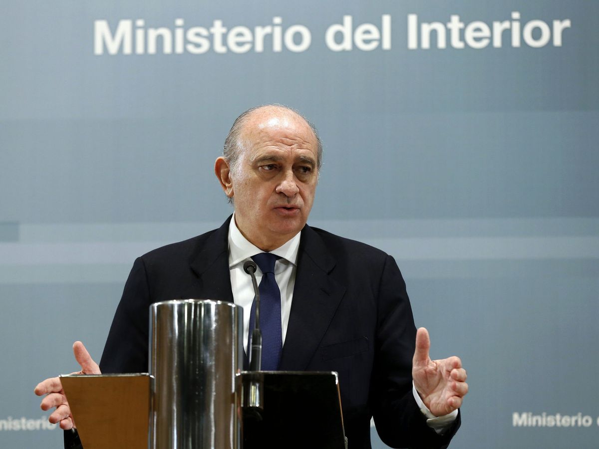 Foto: El ministro de Interior, Jorge Fernández Díaz, en una foto de archivo de 2016. (EFE/Chema Moya)