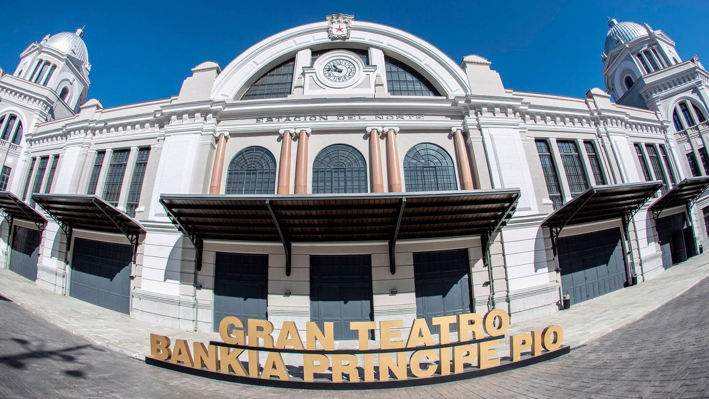 Vista del exterior del teatro Bankia Príncipe Pío en septiembre de2020. (EFE/Rodrigo Jiménez)