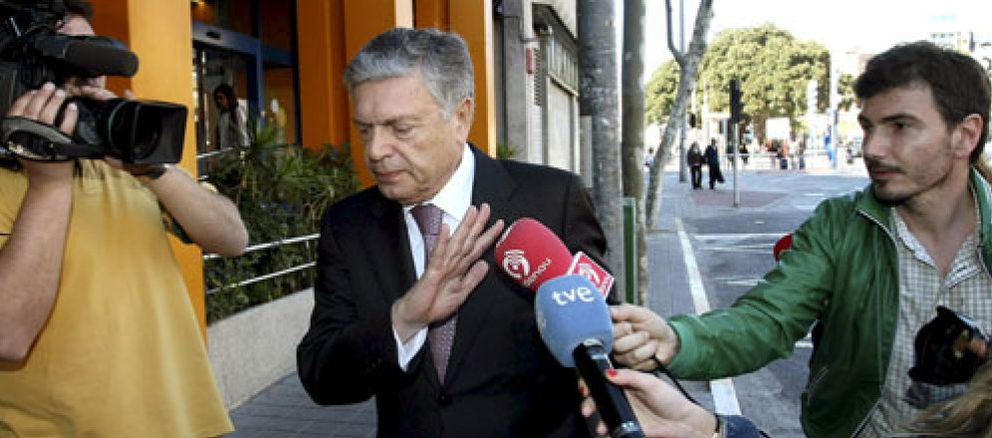 Foto: CAM pide 2.800 millones de euros al FROB y se 'convierte' en banco