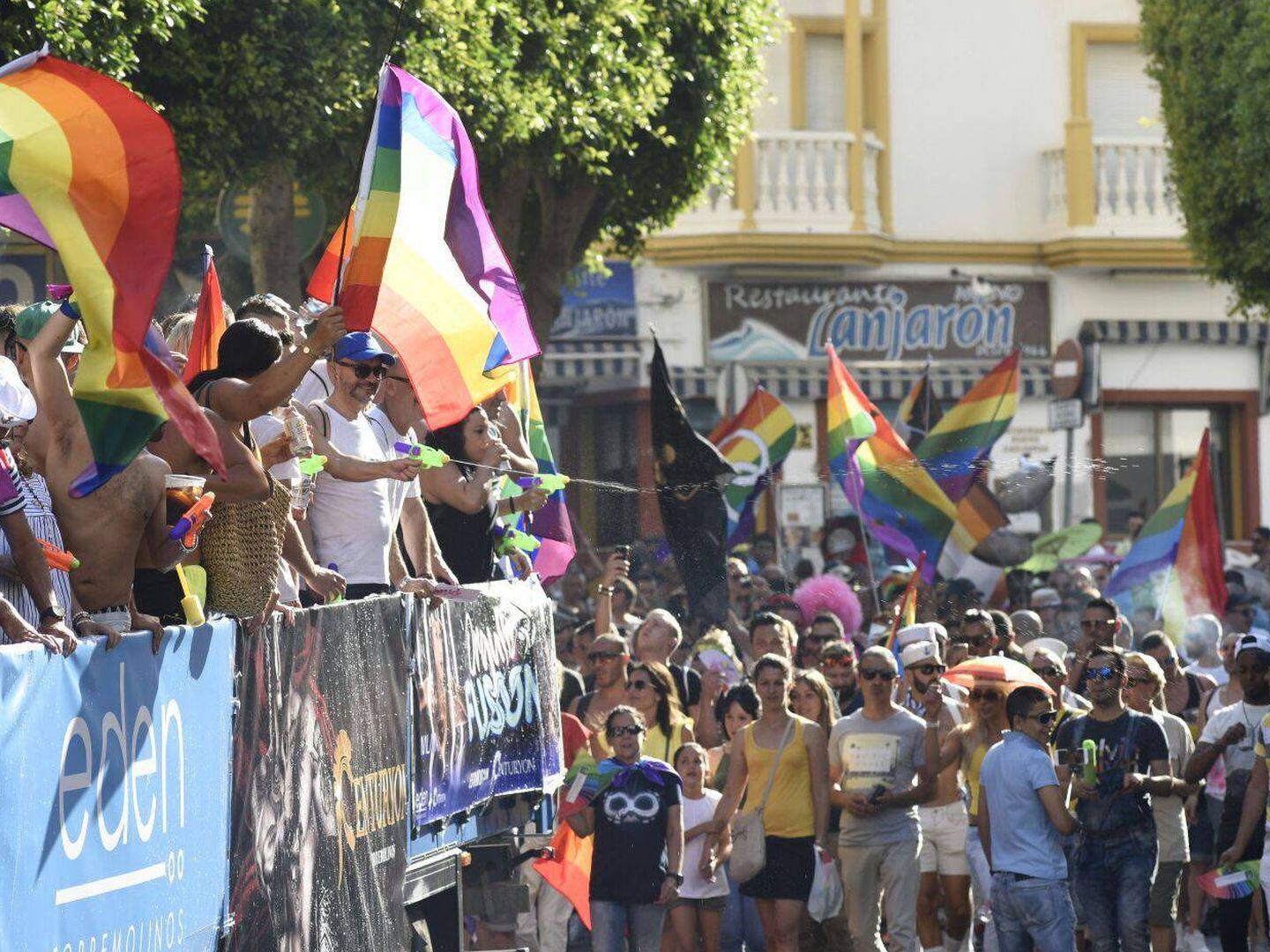 Imagen del desfile del Orgullo Gay de Torremolinos 2017. (Foto: Ayto. de Torremolinos)
