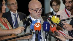 El abogado de Puigdemont impulsa su bufete fuera de España gracias al caso del 'expresident'