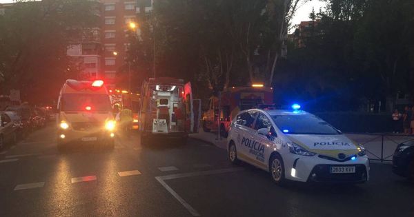 Foto: La policía ha detenido a dos menores como autores de un triple atropello en Moratalaz, uno de ellos fugado. (112 Madrid)