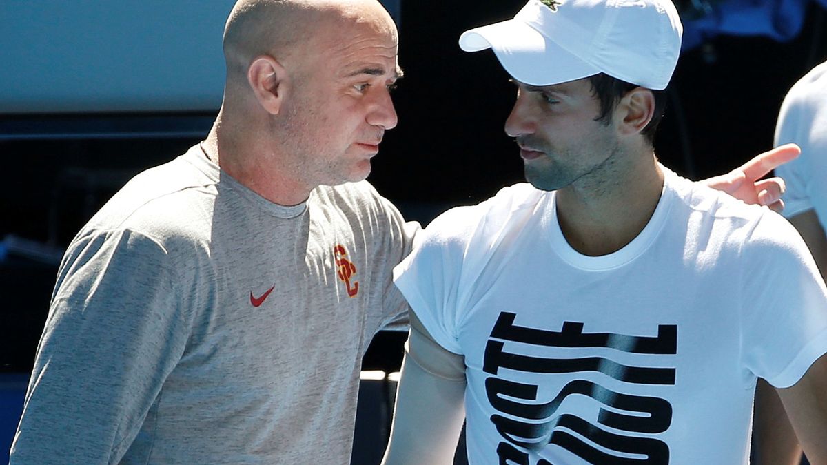 La lección de Agassi que Djokovic debería recordar: "En Wimbledon aprendí a inclinarme"