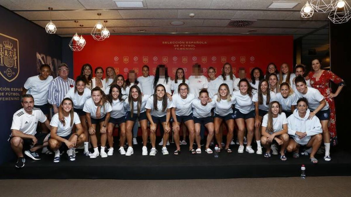 La Selección Española Femenina de Fútbol ofrece su apoyo a las víctimas de trata