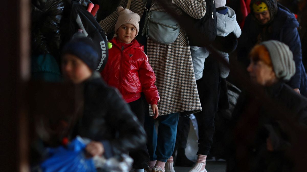 La ONU eleva a casi 3,5 millones los refugiados ucranianos tras la invasión de Rusia
