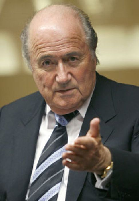 Foto: Blatter amenaza al fútbol español con ser excluido de las competiciones internacionales