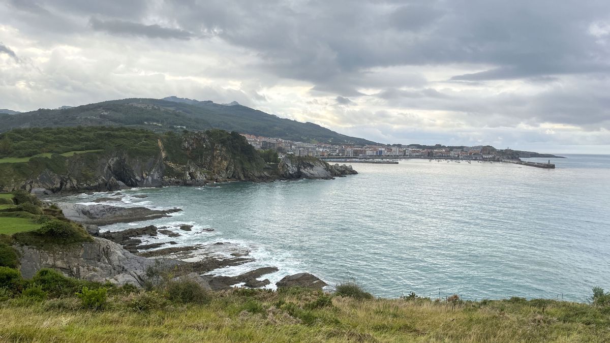 Hallan el cuerpo del buzo desaparecido frente a la costa de Castro Urdiales (Cantabria)