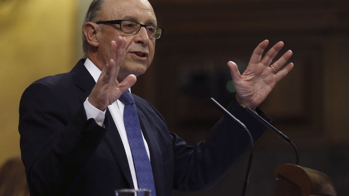 El Banco de España alerta de posibles "resacas" y pide volver a la austeridad
