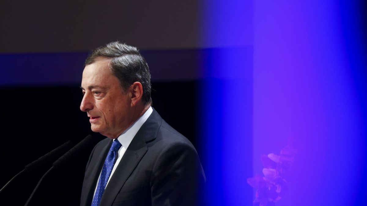 Comienza el 'tapering': el BCE recorta la compra de deuda a 30.000M al mes en 2018