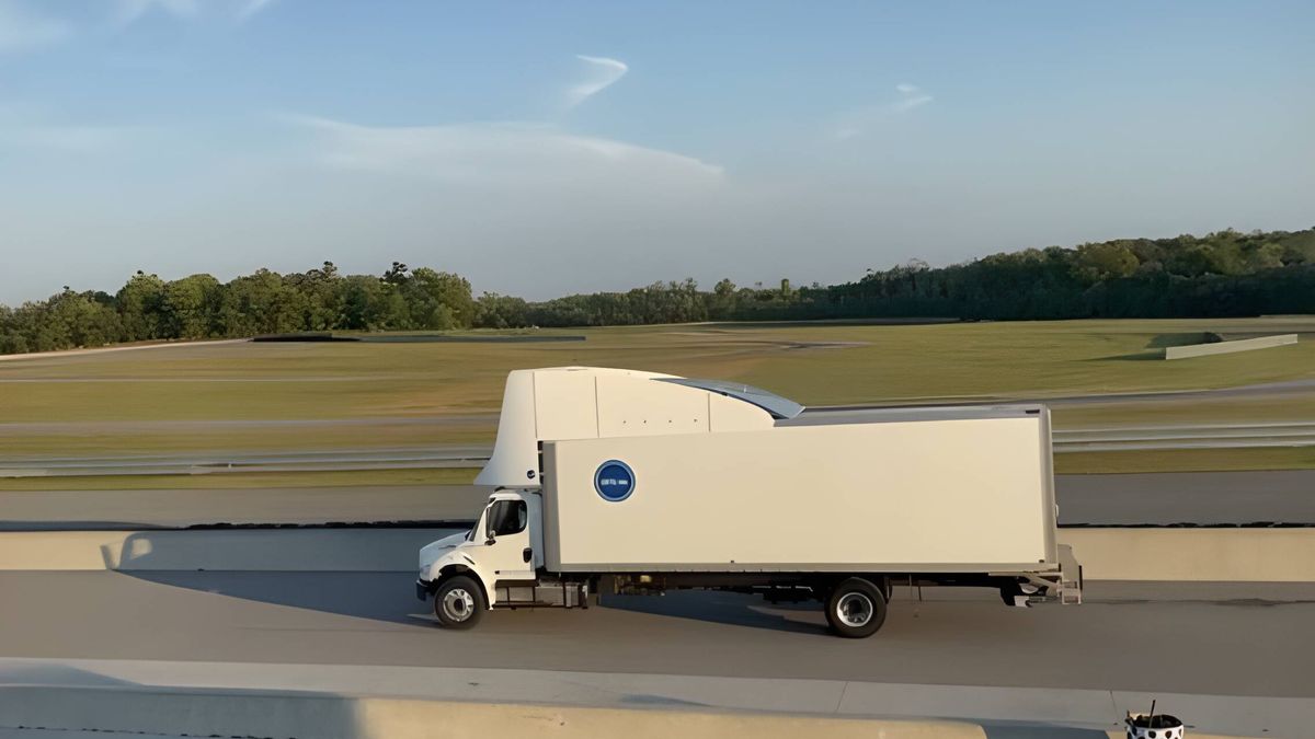 Camiones que 'funcionan' como aviones: así quieren revolucionar la logística estos ingenieros