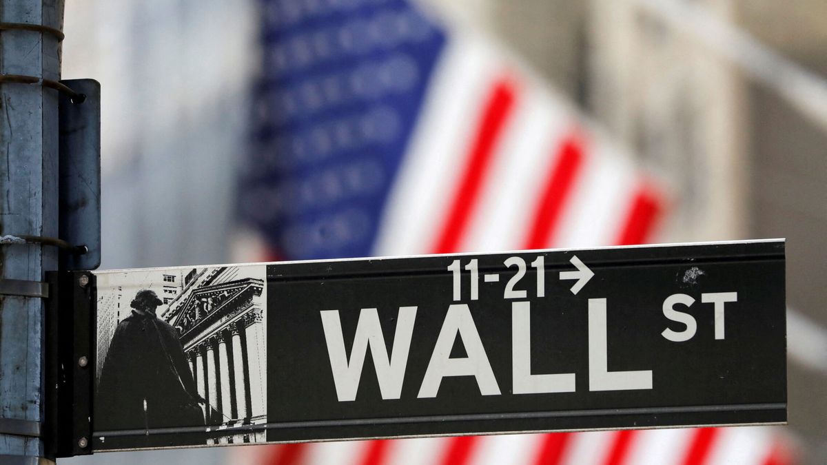 El paro en EEUU sorprende al caer al 3,4% y tiñe de rojo Wall Street: el Nasdaq cae un 2% 