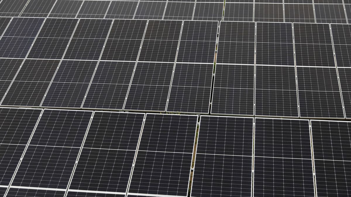 Visalia y Atlantica firman un 'PPA' para una nueva planta solar en España