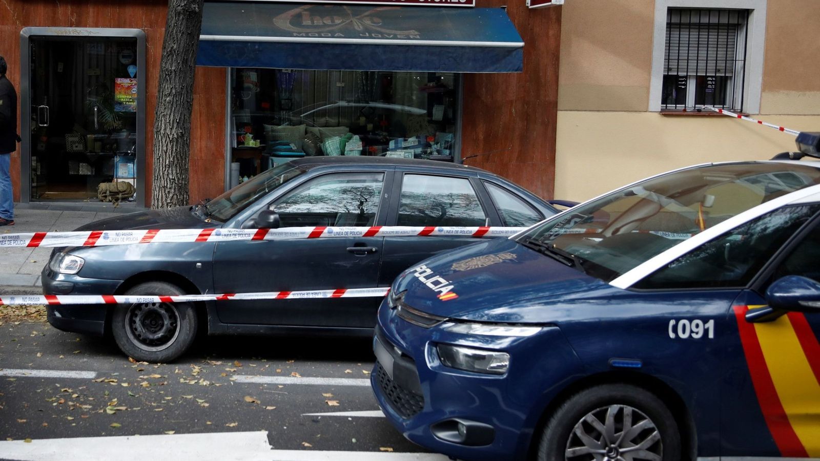 Detenido un menor de 14 años por una supuesta agresión sexual en una piscina de Vallecas (Madrid)