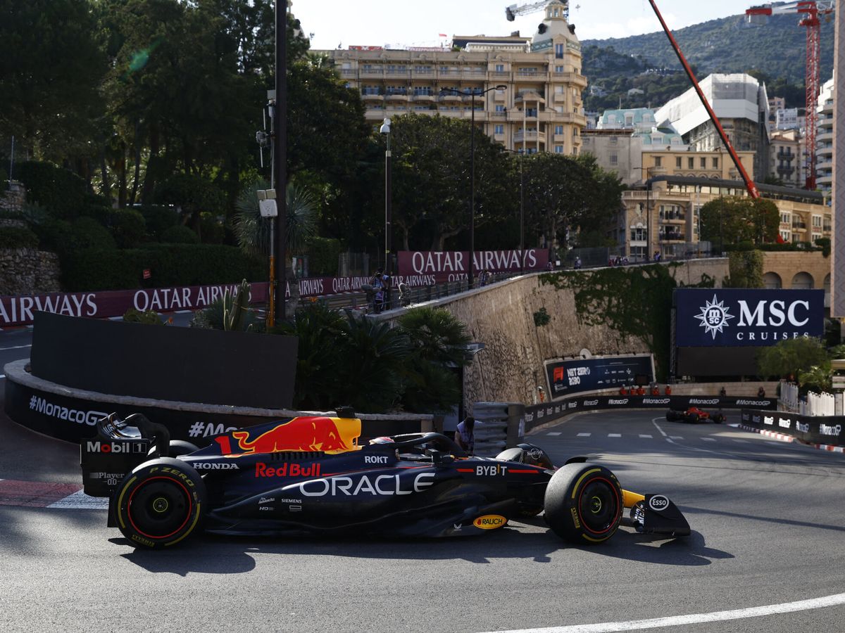 Foto: Verstappen dominó los segundos libres de Mónaco. (Reuters/Piroschka Van de Wouw)