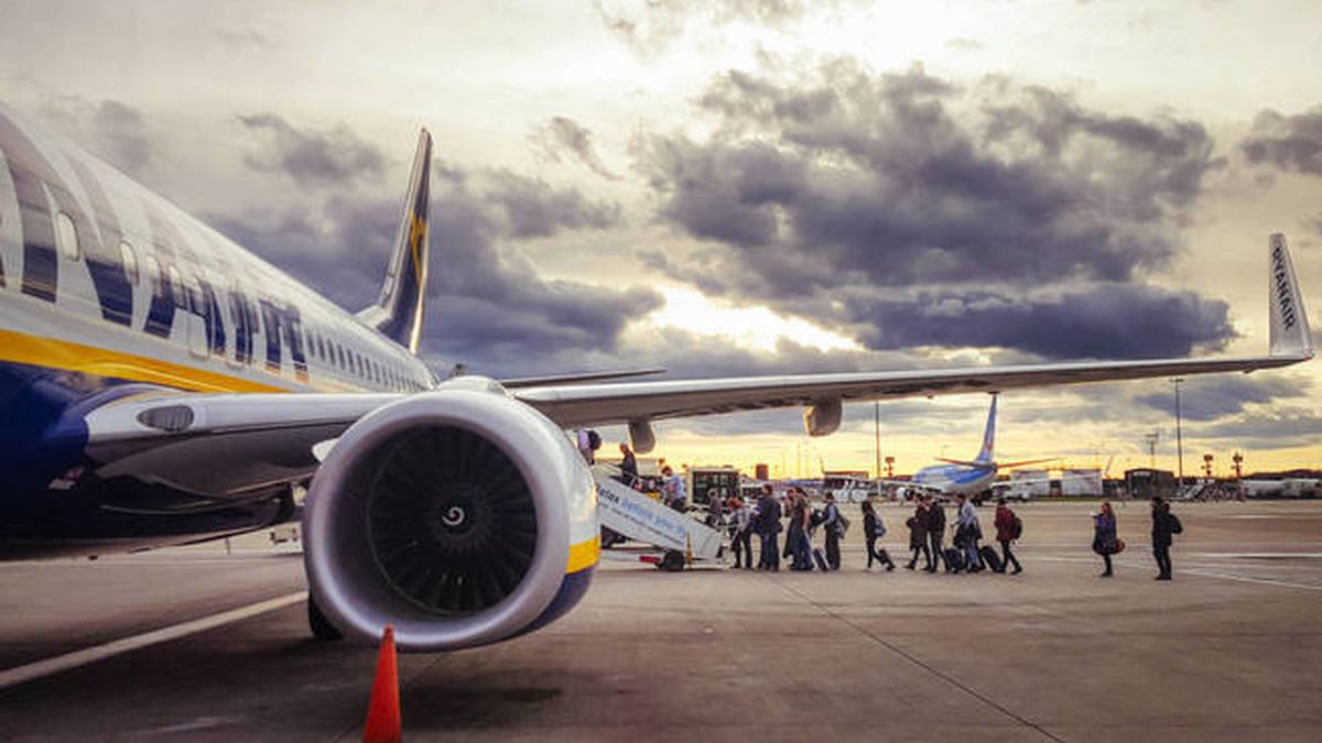 Otro problema en Ryanair: 33 pasajeros tuvieron que ser atendidos 