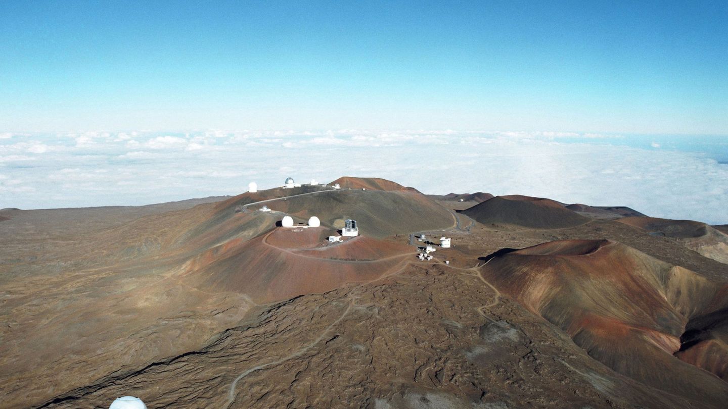 Ilustración de cómo luciría el TMT en su emplazamiento en Mauna Kea. (Reuters)