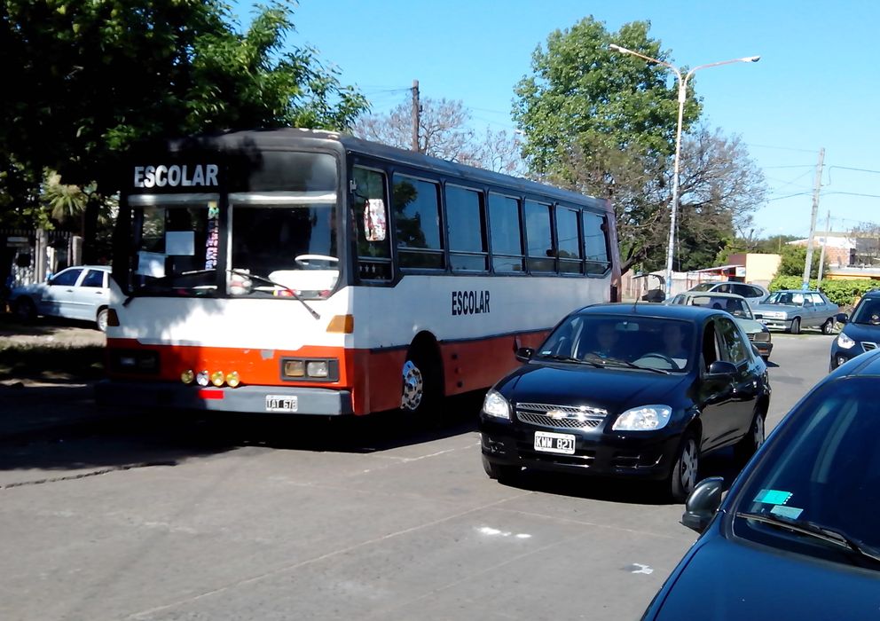 Foto: Uno de los autobuses kirchneristas en La Matanza, en la provincia de Buenos Aires (Iván Ruiz).