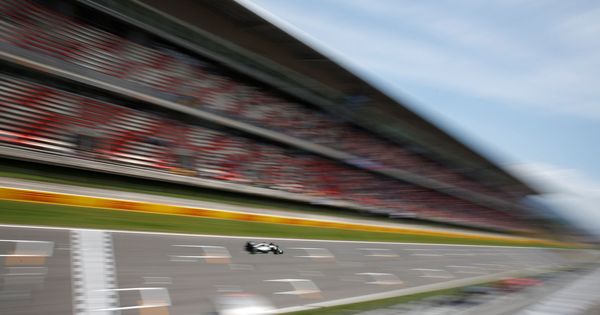 Foto: Lewis Hamilton, el pasado año en el Circuit de Barcelona-Catalunya. (REUTERS)