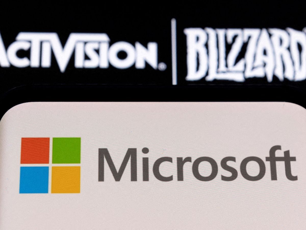 Foto: Ilustración de los logos de Microsoft y Activision.(Reuters/Dado Ruvic)