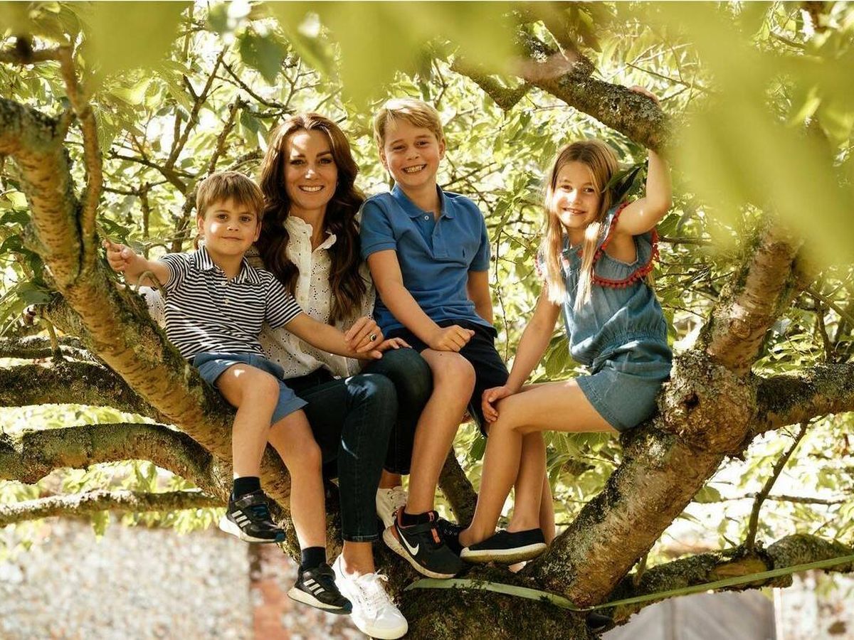 Foto: Kate Middleton, junto a sus hijos. (IG)