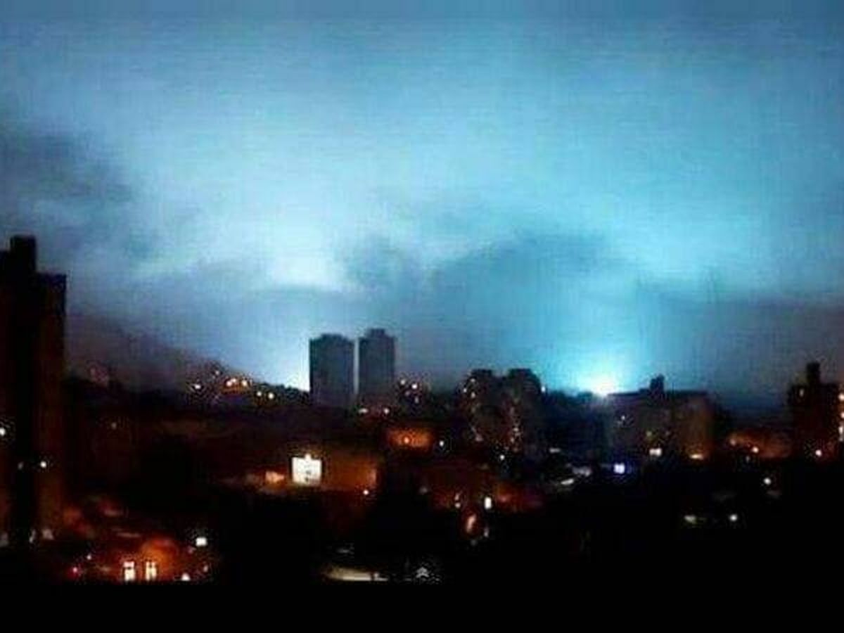 Foto: ¿Por qué se iluminó el cielo segundos antes del terremoto de Turquía?