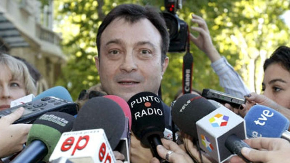La negativa de Génova a desautorizar a Cobo ahonda la herida entre Rajoy y Aguirre