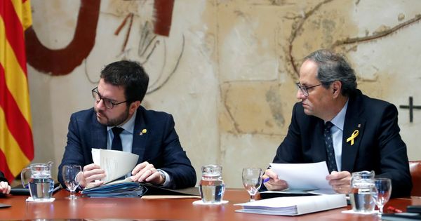 Foto: El presidente de la Generalitat, Quim Torra, su vicepresidente, Pere Aragonés (c), y la consellera de Presidencia y portavoz, Elsa Artadi (i). Foto: EFE