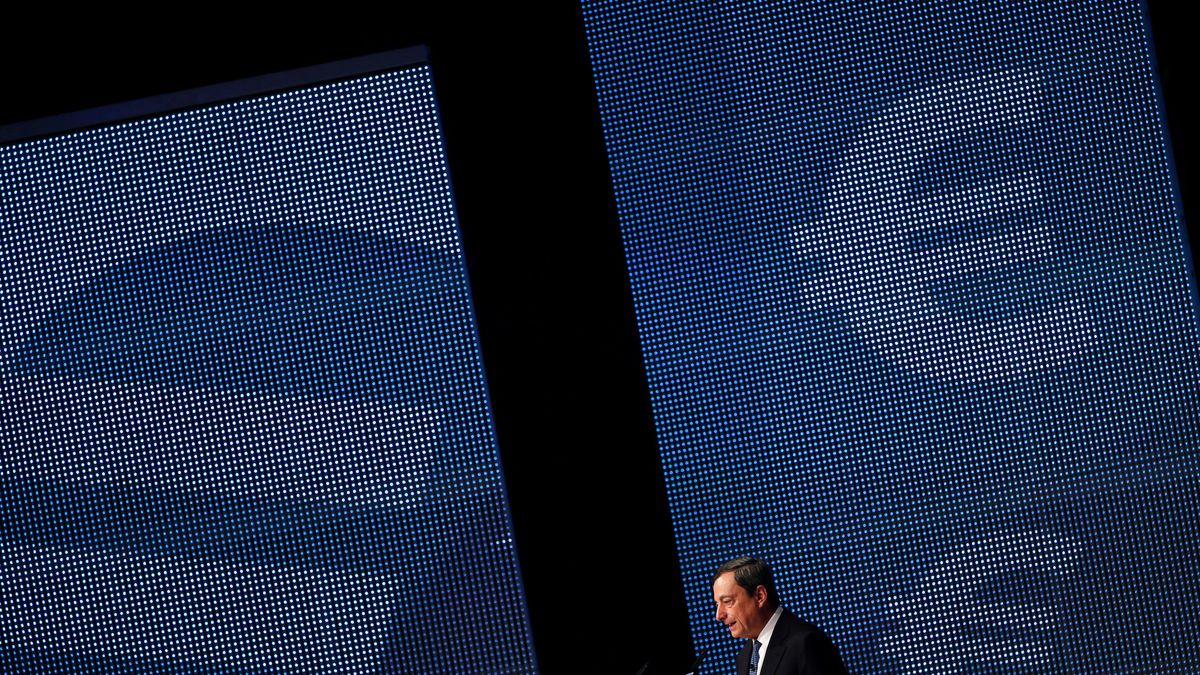 Calorías contra la crisis: Draghi engorda el balance del BCE hasta un volumen récord