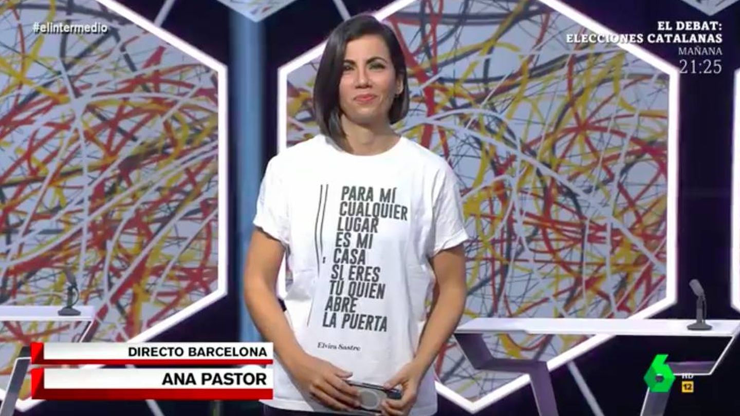 Ana Pastor con la camiseta. (Atremedia)