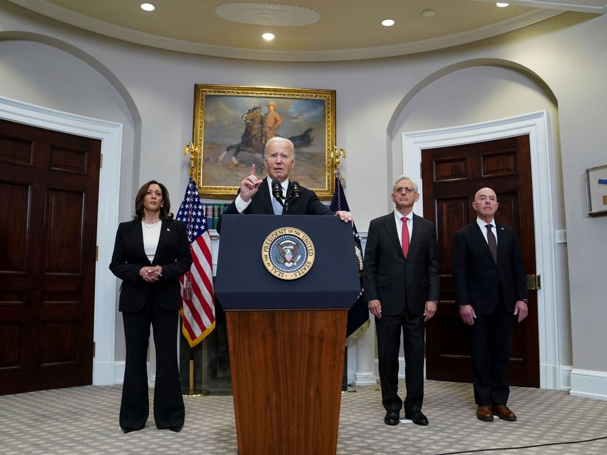 Foto: De Kamala Harris a Gavin Newson: estos son los posibles sustitutos si dimitiera Joe Biden. (REUTERS / Nathan Howard)
