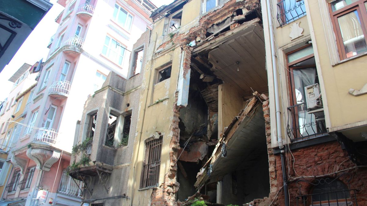 Pánico en Estambul tras un terremoto de 5,8, el mayor de la década