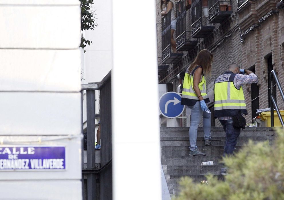 Foto: La policía explosiona de forma controlada un artefacto en Madrid. (EFE)