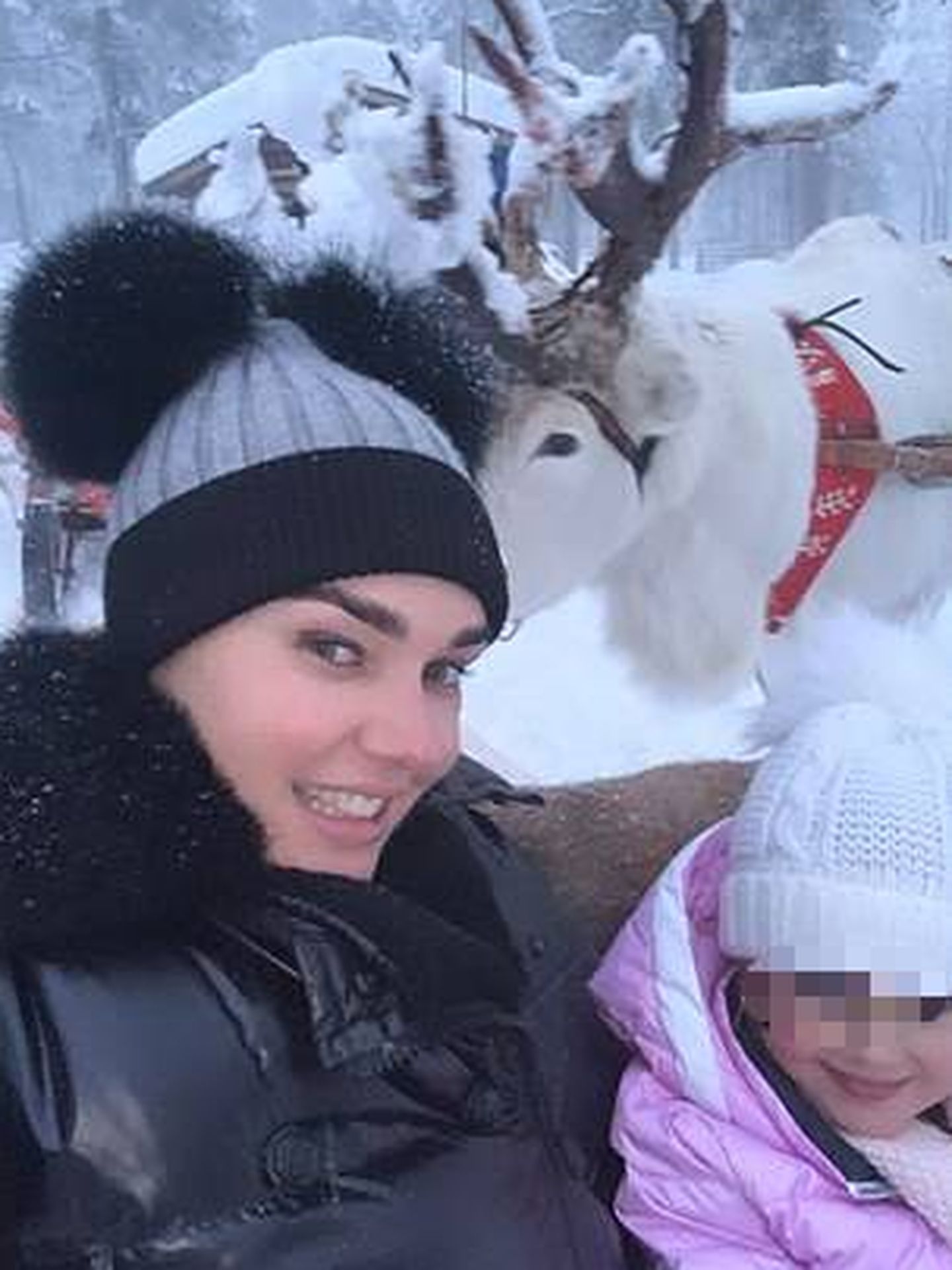Tamara y su hija, en Laponia. (Instagram)