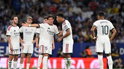 Noventa minutos para poder solucionar el primer lío: el Madrid se queda sin cerebro en el debut en la Champions