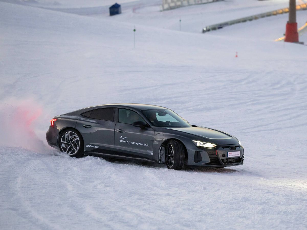 Foto: Este curso de conducción sobre nieve es el único en España que se hace de noche. (Audi)