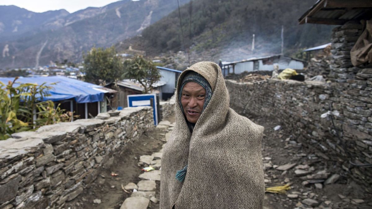 Un temblor siembra el pánico en Nepal a dos semanas del aniversario del gran terremoto